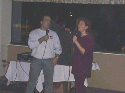 [+++peter-hollie-thumb.gif]