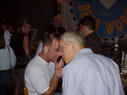 [+++midnight-party-the-kiss-thumb.jpg]