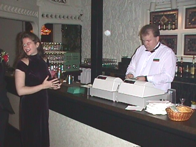 reception-deb-bar.jpg